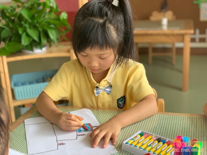 海寧偉才幼兒園國慶節(jié)喜迎建國70周年